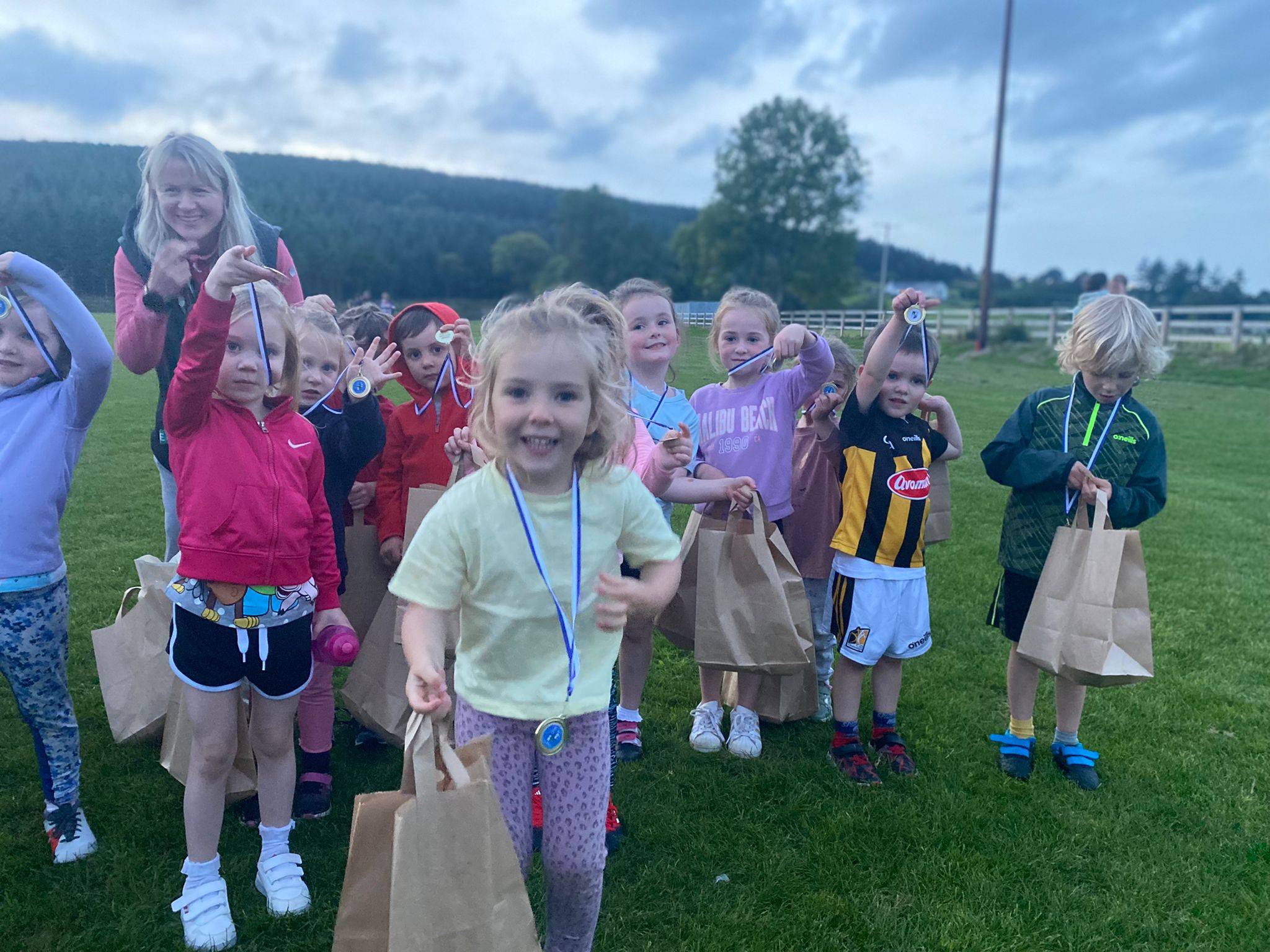 Under 5’s Finish Season for 2022…Goodie Bags!!!…See you in March next year…